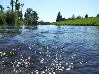 river-256055_1280